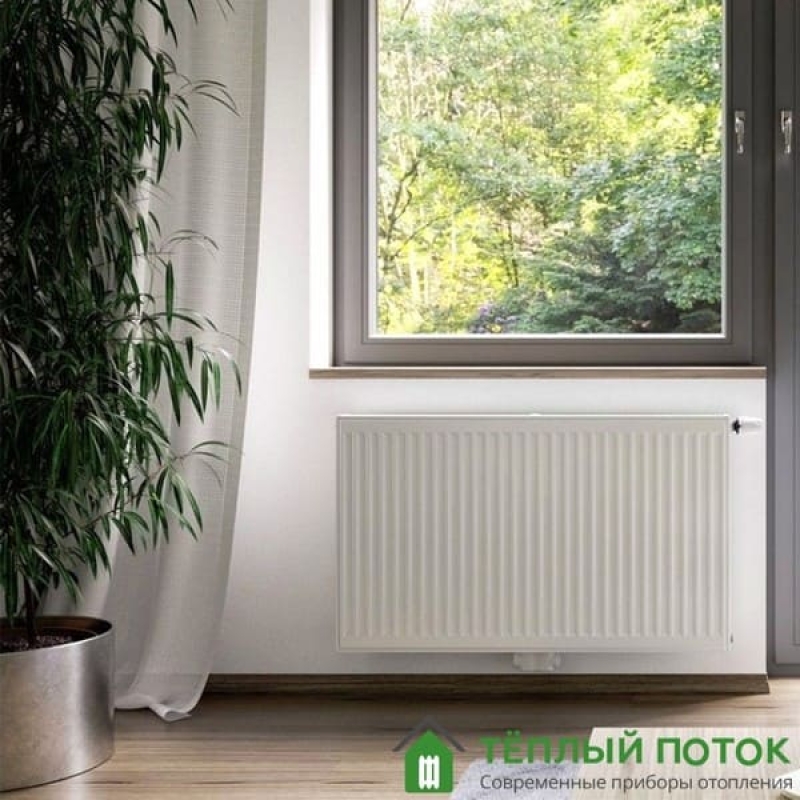 Панельный радиатор отопления PRIMOCLIMA Premium Valve Compact universal высотой 400