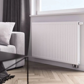 Панельный радиатор отопления PRIMOCLIMA Premium Valve Compact universal высотой 500