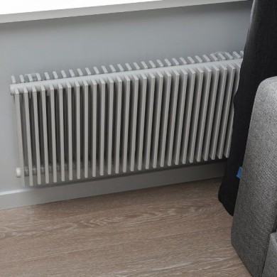 Трубчатый радиатор КЗТО Параллели В 2-300-4, нижнее левое с вентилем, 1/2 ВхШхГ - 334х101х112