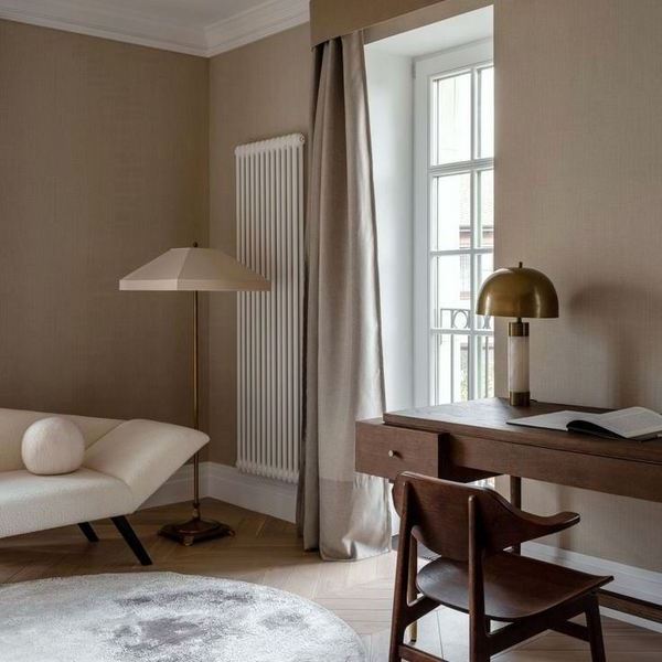 Трубчатый радиатор Rifar TUBOG 2220/9 B RAL 9016 белый глянцевый, боковое, ВхШхГ - 2200х414х66