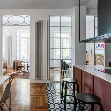 Трубчатый радиатор Rifar TUBOG 2240/19 B RAL 9016 белый глянцевый, боковое, ВхШхГ - 2400х874х66