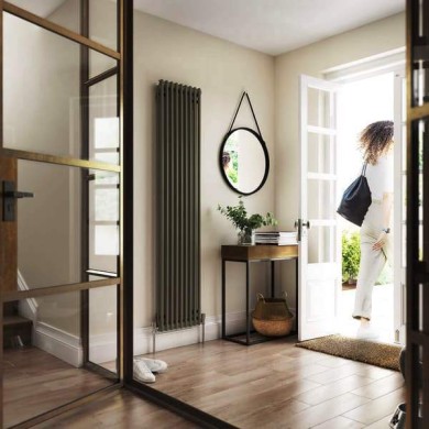 Трубчатый радиатор Velar 2180/14, нижнее подключение V50 с вентилем, ВхШхГ - 1800х630х70, 3151 Вт