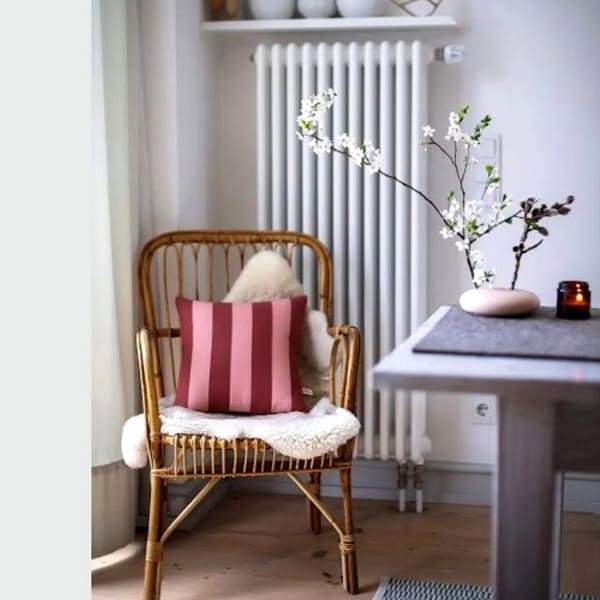 Трубчатый радиатор Velar 3110/18, нижнее подключение B50 без вентиля, ВхШхГ - 1100х810х100, 2875 Вт