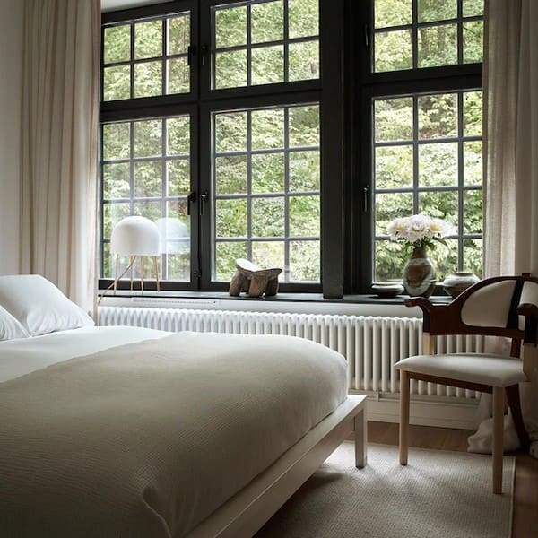 Трубчатый радиатор Velar 3040/5, нижнее разнесённое VLR с вентилем, ВхШхГ - 400х225х100, 329 Вт