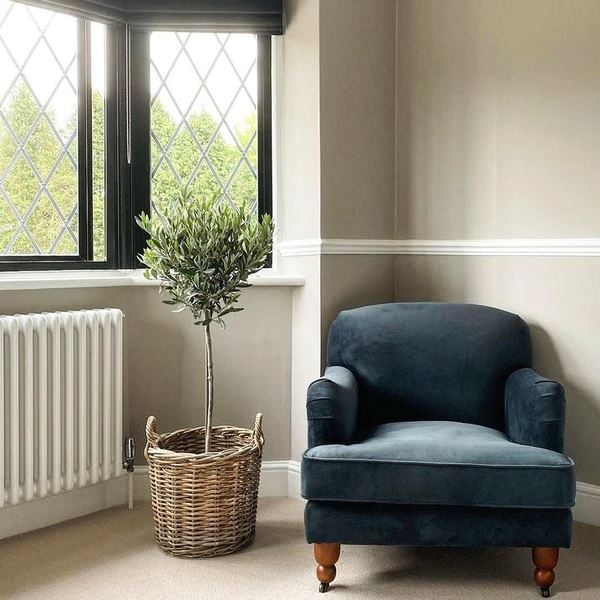 Трубчатый радиатор Velar 3060/49, нижнее разнесённое VLR с вентилем, ВхШхГ - 600х2205х100, 4665 Вт