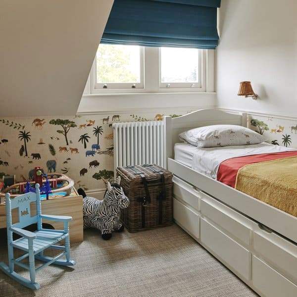 Трубчатый радиатор Velar 3060/49, нижнее разнесённое VLR с вентилем, ВхШхГ - 600х2205х100, 4665 Вт