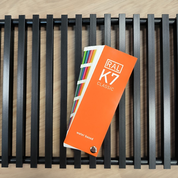 Решётка для конвектора отопления декоративная Savva KV 360x20x2100 тип 2002 18 RAL