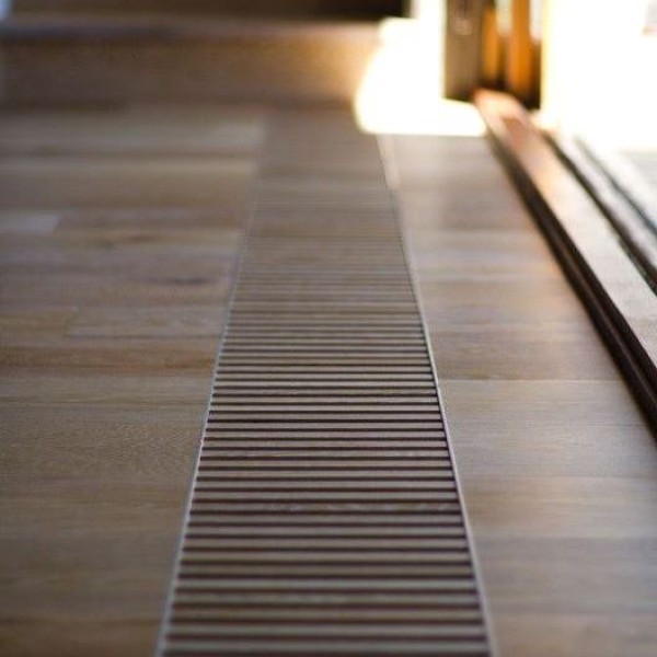 Решётка для конвектора отопления декоративная Savva KV 340x20x3500 Деревянная в лаке