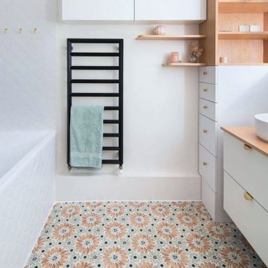 Полотенцесушитель Terma DIAMOND 1600-600 чёрный матовый водяной