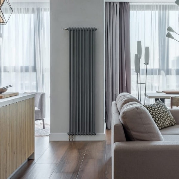 Трубчатый радиатор Arbonia 2180/8, нижнее подключение с вентилем №69 ТВВ, цвет Anthrazit Metallic