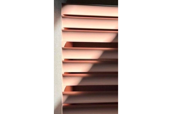 Обзор розового цвета трубчатого стального радиатора отопления Empatiko Takt