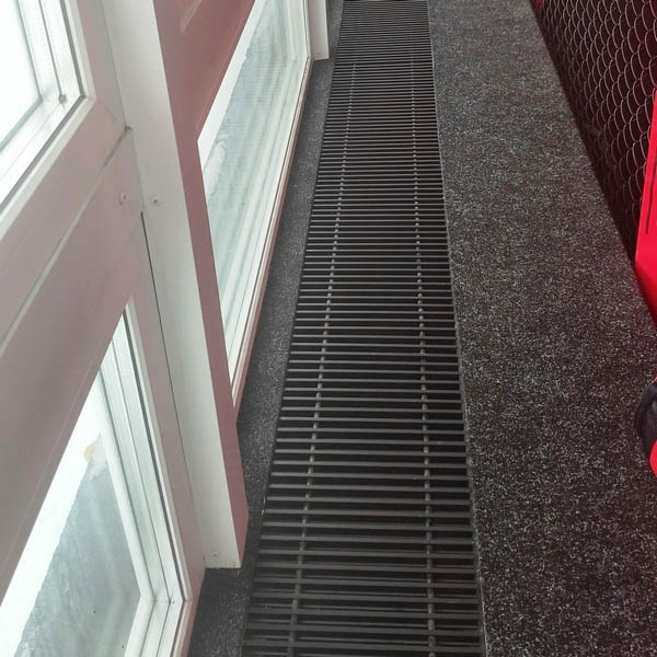 Внутрипольный конвектор Vitron ВКВ 24В с принудительной конвекцией высотой 70 мм