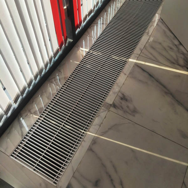 Внутрипольный конвектор Vitron ВКВ 220 с принудительной конвекцией высотой 70 мм