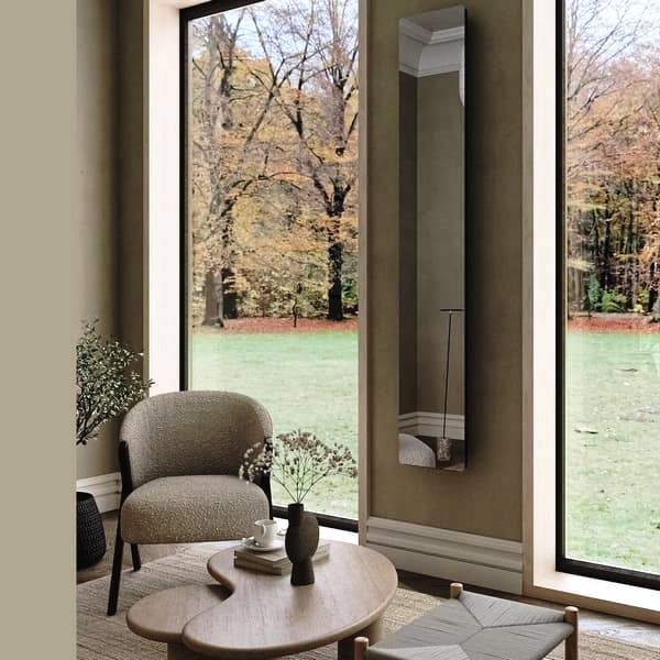 Дизайн конвектор SAVVA Chinook X2 Mirror 400х2200 вертикальный, водяной, настенный