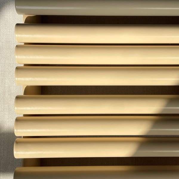 Трубчатый радиатор Empatiko Takt Horisont HL1-592-500-15 Warm Beige, нл, ВхШхГ 592х536х64