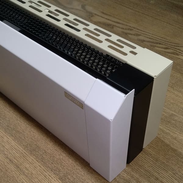 Наружный уголок для TermoPlintus Savva RAL 9003